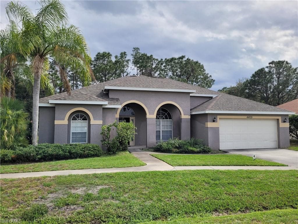 4409 Varsity Lakes DR LEHIGH ACRES, FL 33971