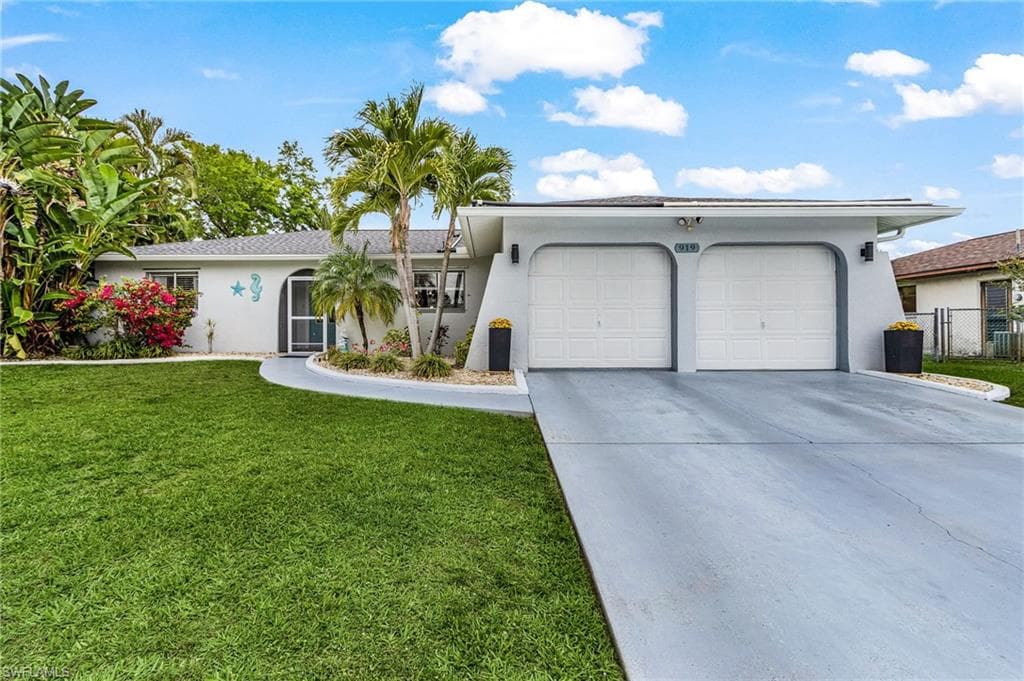 919 SE 19th TER CAPE CORAL, FL 33990
