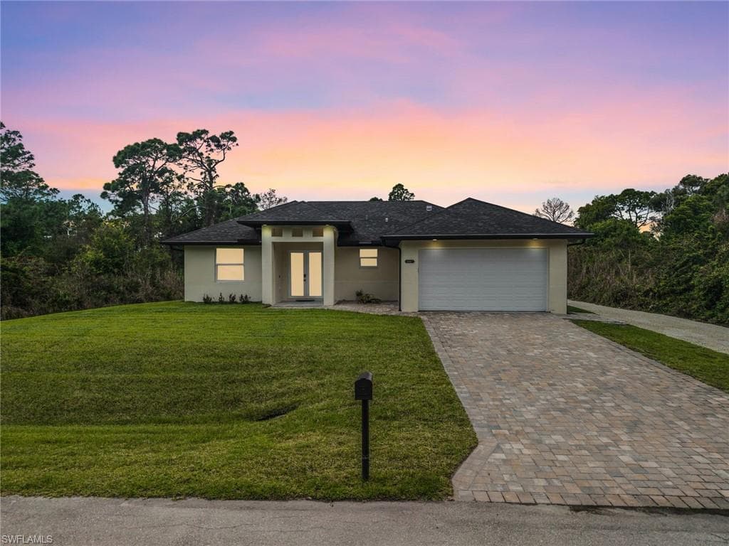 1109 Congress AVE LEHIGH ACRES, FL 33972