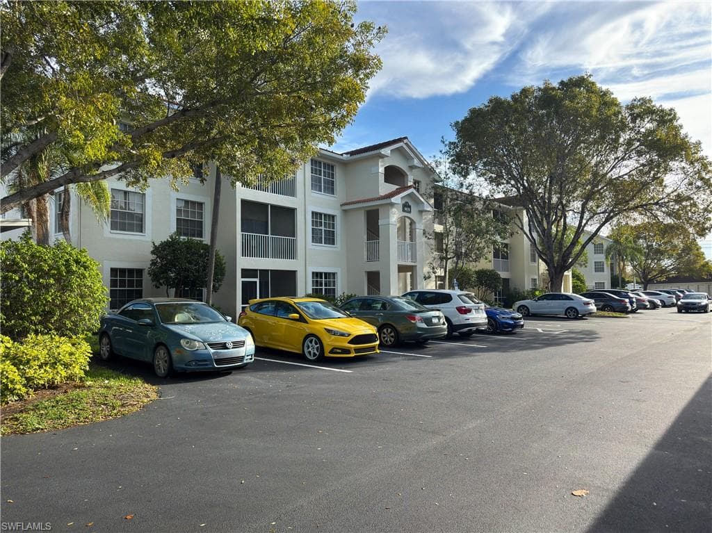 4650 Saint Croix LN 737 NAPLES, FL 34109