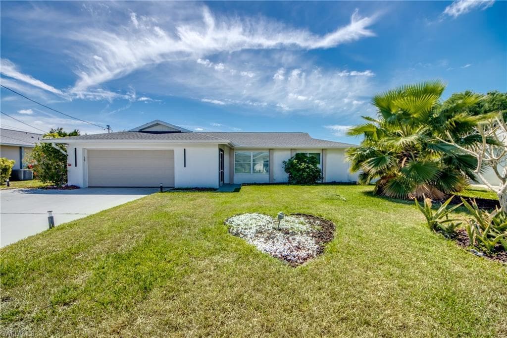 1210 SE 29th TER CAPE CORAL, FL 33904