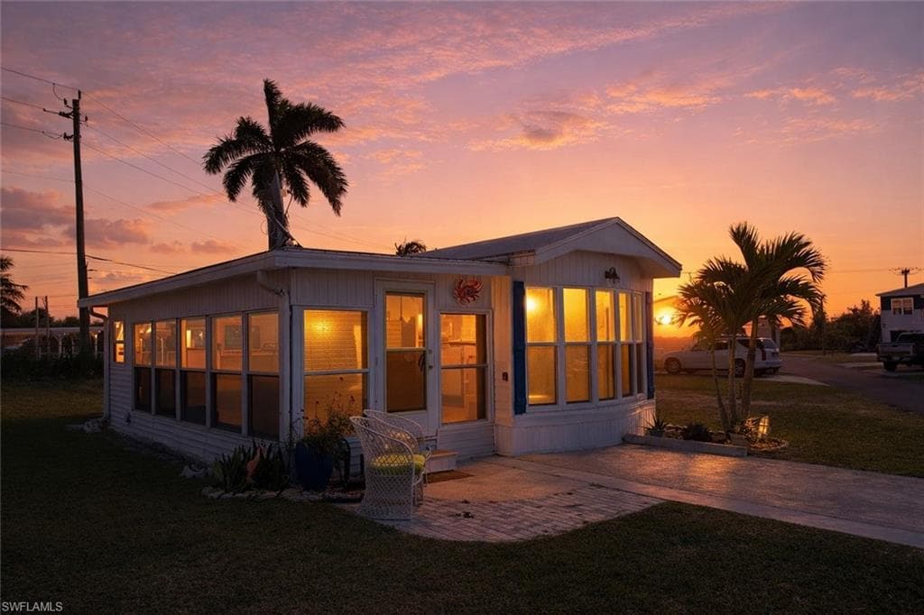 19681 Summerlin RD 482 FORT MYERS, FL 33908