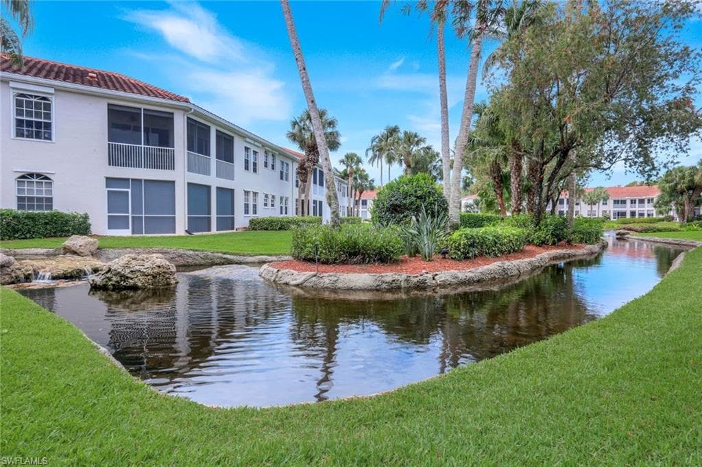 400 L Ambiance CIR 104 NAPLES, FL 34108