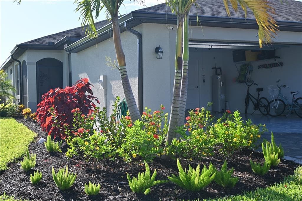 2168 Gardenia AVE PORT CHARLOTTE, FL 33953
