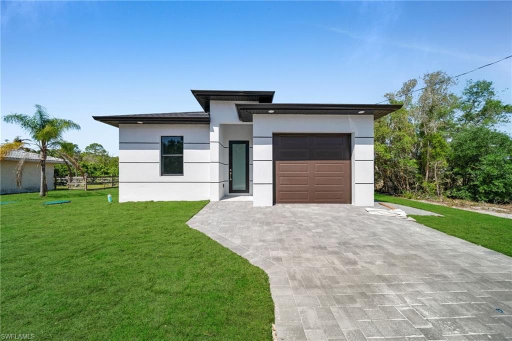 730 Goldrock RD LEHIGH ACRES, FL 33974