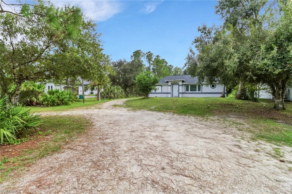 2740 RANDALL NAPLES, FL 34120