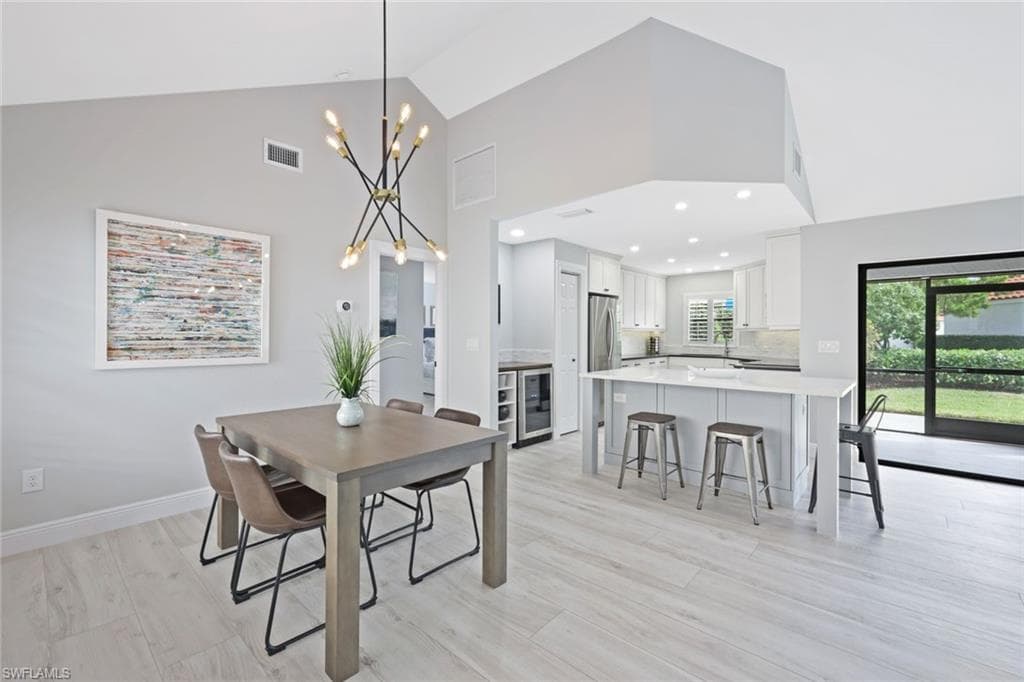 714 Reef Point CIR NAPLES, FL 34108