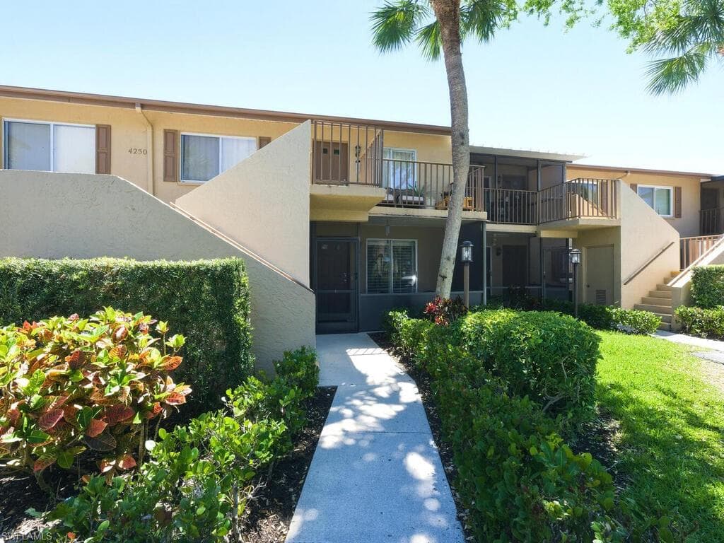 4250 Jack Frost CT 4505 NAPLES, FL 34112