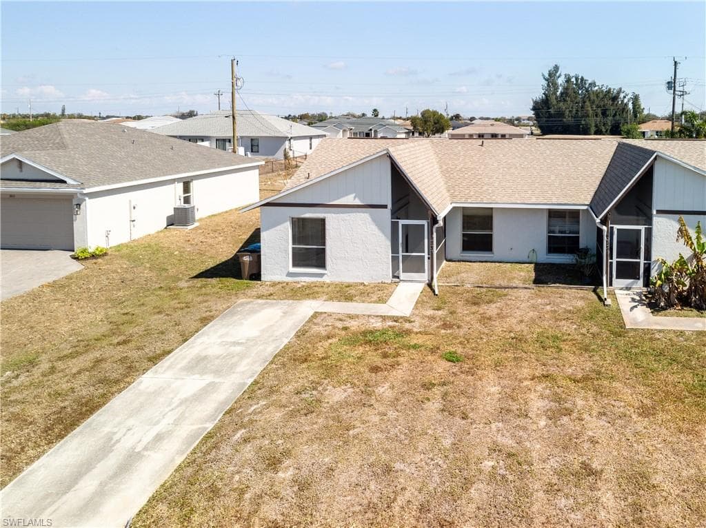 1733 NE 7th PL CAPE CORAL, FL 33909