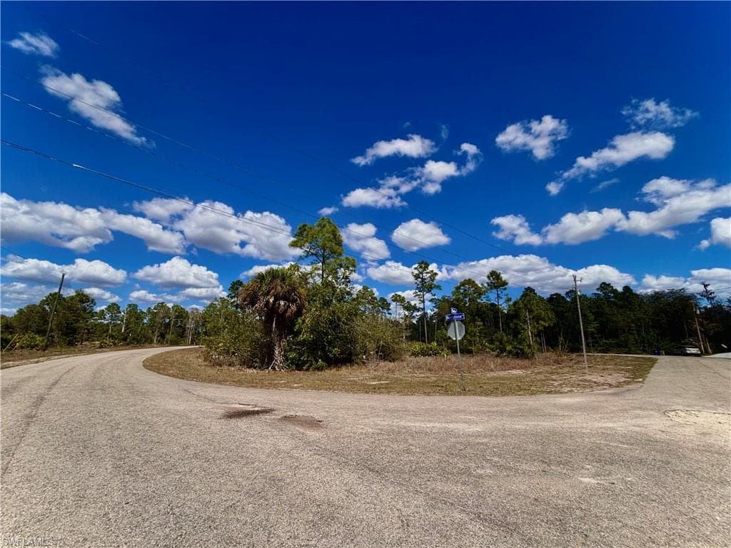 439 Beira PL LEHIGH ACRES, FL 33974