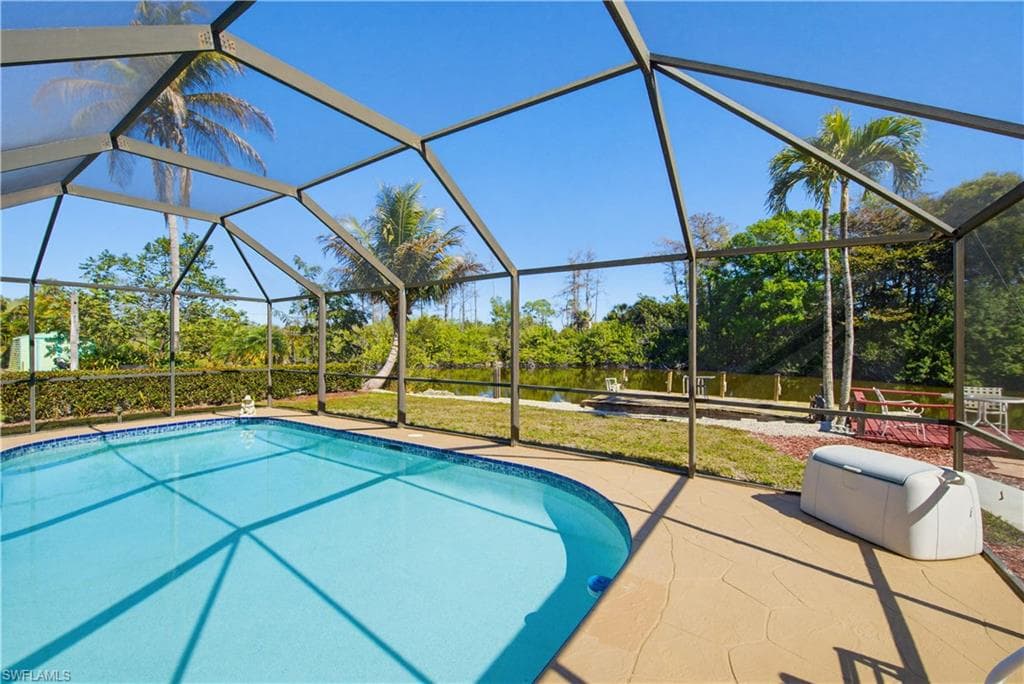 47 Constitution DR NAPLES, FL 34112
