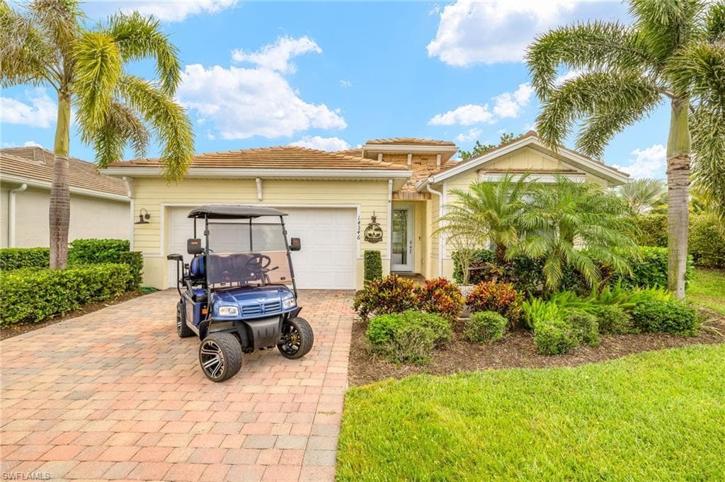 14546 Tropical DR NAPLES, FL 34114
