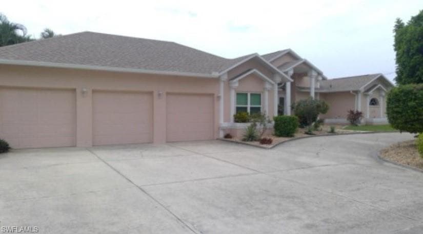 2124 Cornwallis PKWY CAPE CORAL, FL 33904