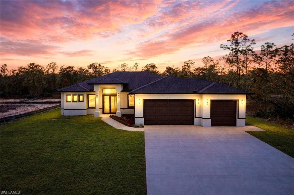 121 Moore AVE LEHIGH ACRES, FL 33936