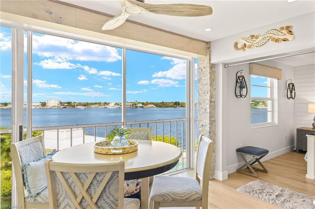 1140 LITTLE NECK CT D37 NAPLES, FL 34102
