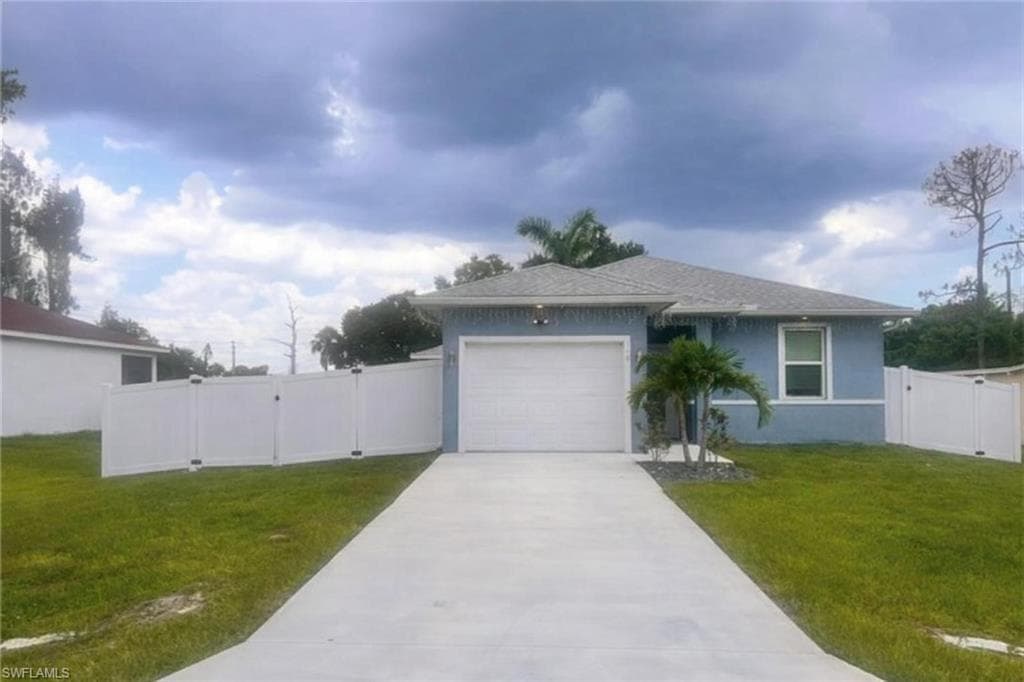 118 Lucille AVE FORT MYERS, FL 33916