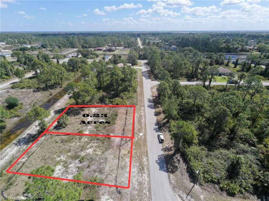 1021 Kaye ST E LEHIGH ACRES, FL 33974