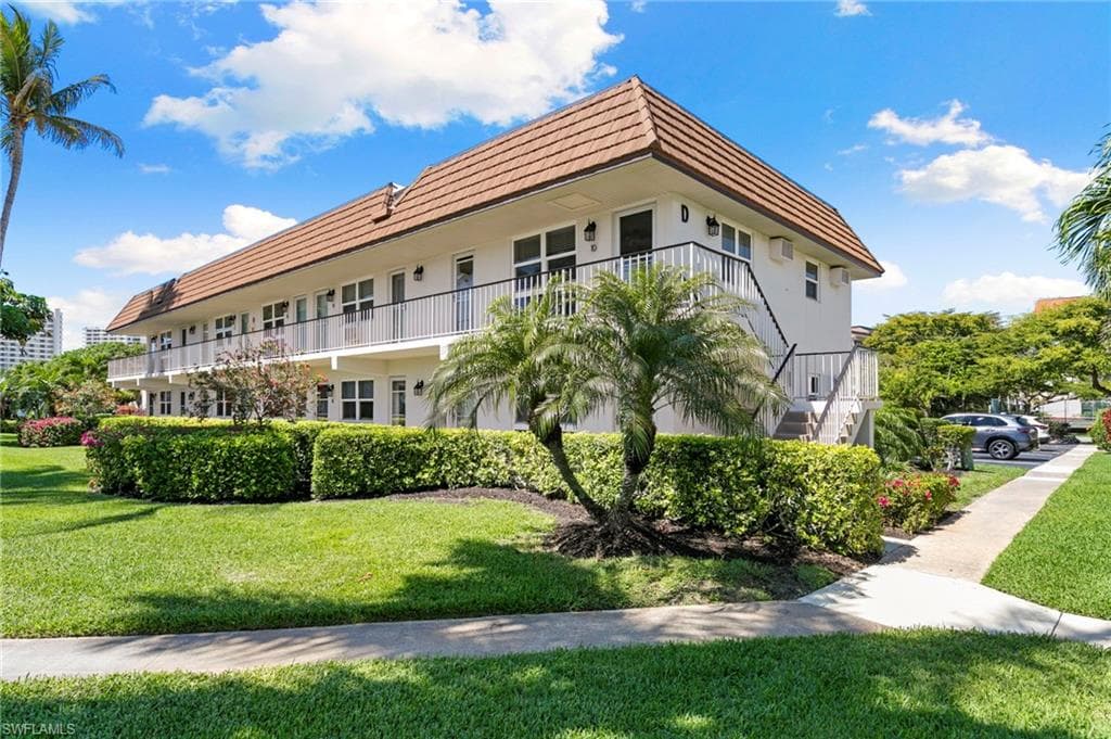 240 Collier BLVD D2 MARCO ISLAND, FL 34145