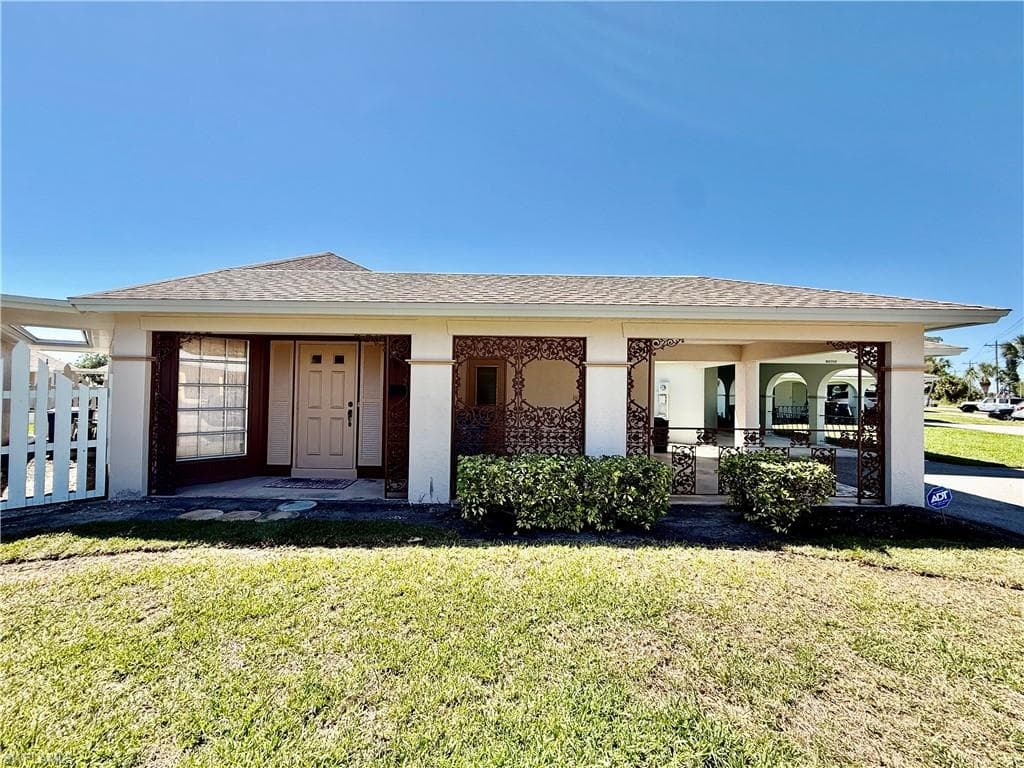 318 Joel BLVD LEHIGH ACRES, FL 33936