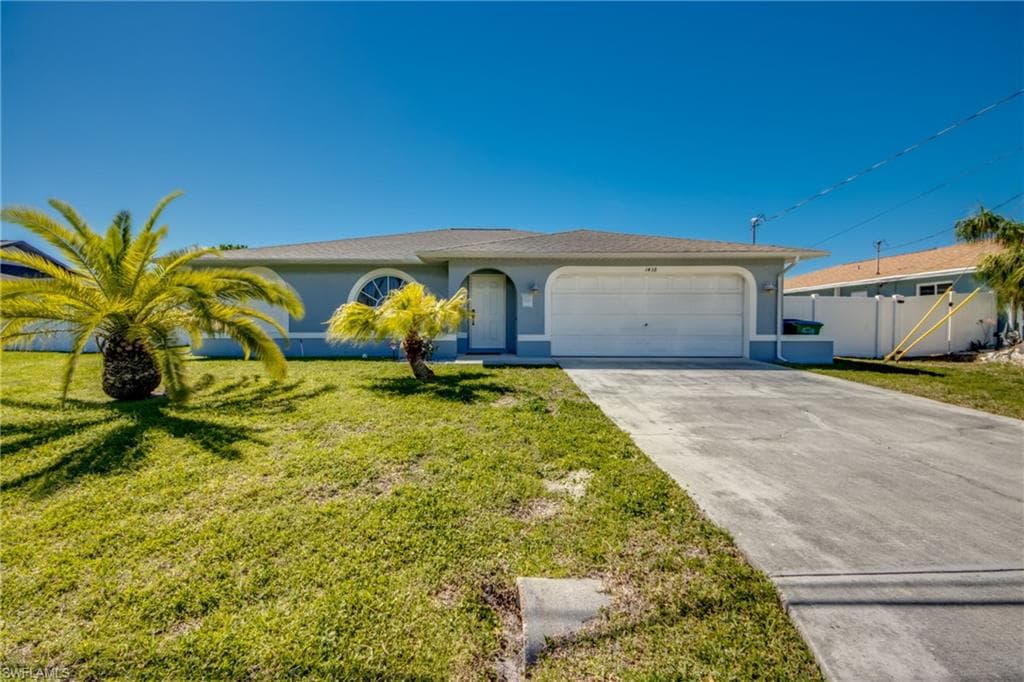 1438 SE 23rd ST CAPE CORAL, FL 33990