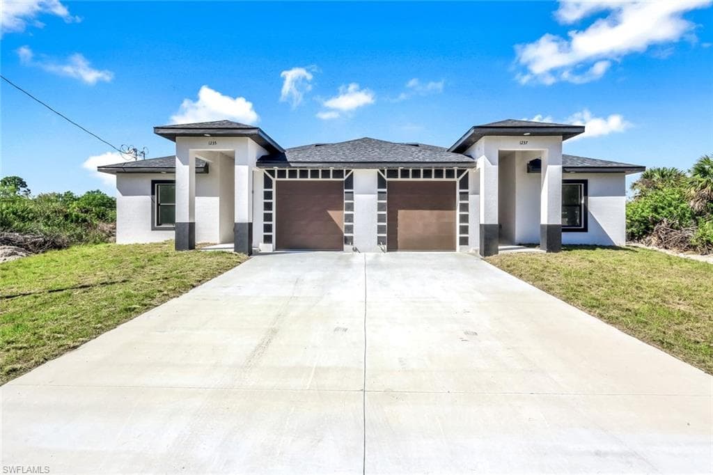 1235/1237 Hillcrest ST E LEHIGH ACRES, FL 33974