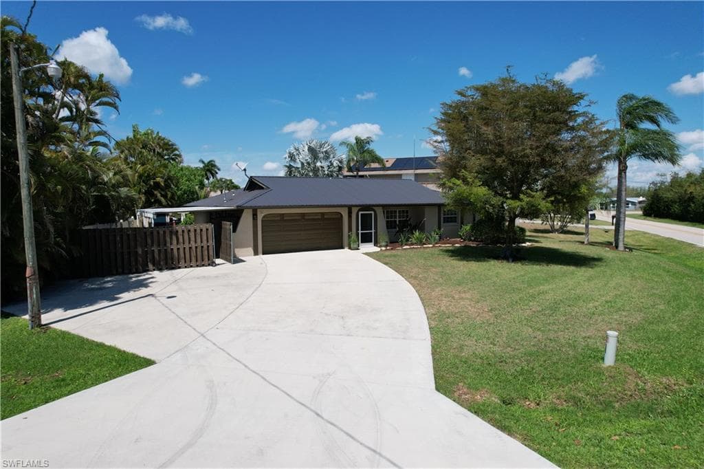 13438 Caribbean BLVD FORT MYERS, FL 33905
