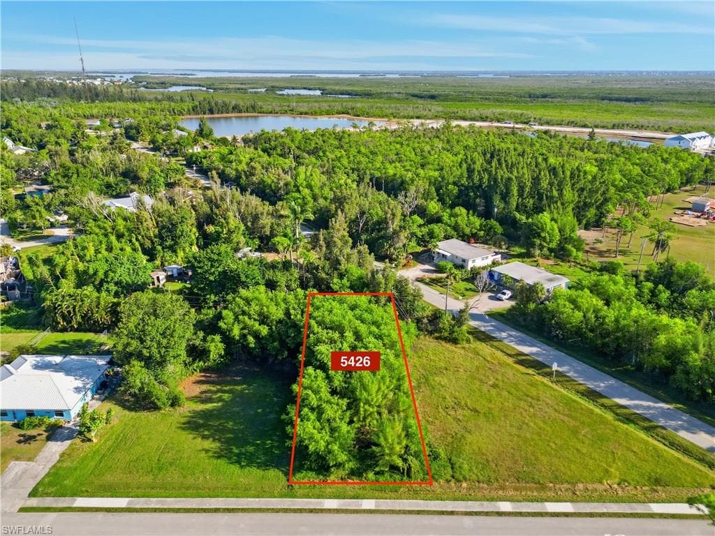 5426 Avenue E BOKEELIA, FL 33922