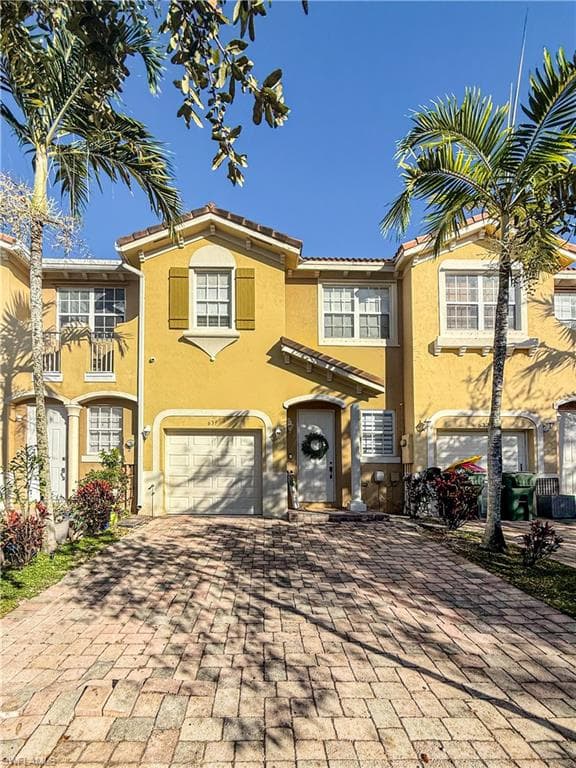 639 NE 21st Ave HOMESTEAD, FL 33033