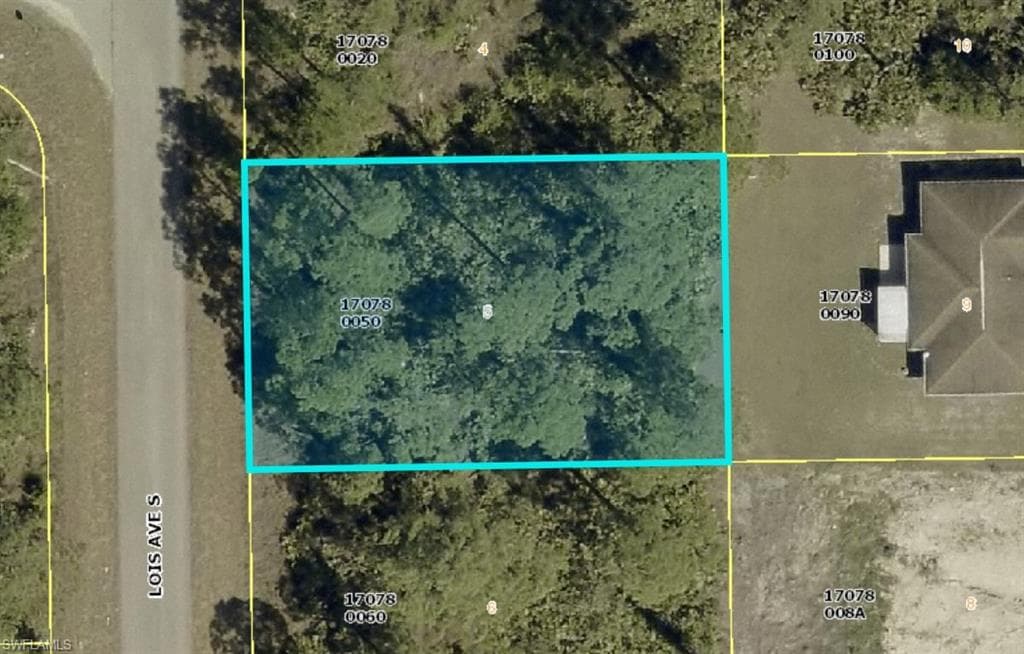 463 Lois AVE S LEHIGH ACRES, FL 33974