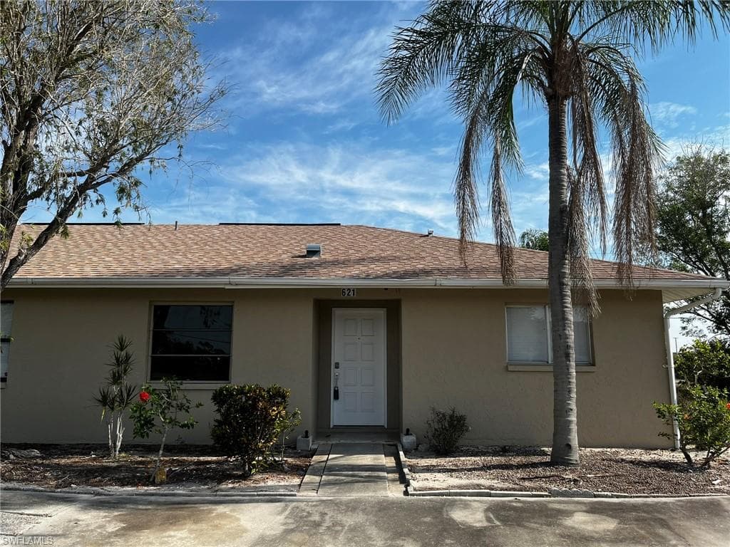 621 SW 3rd ST CAPE CORAL, FL 33991
