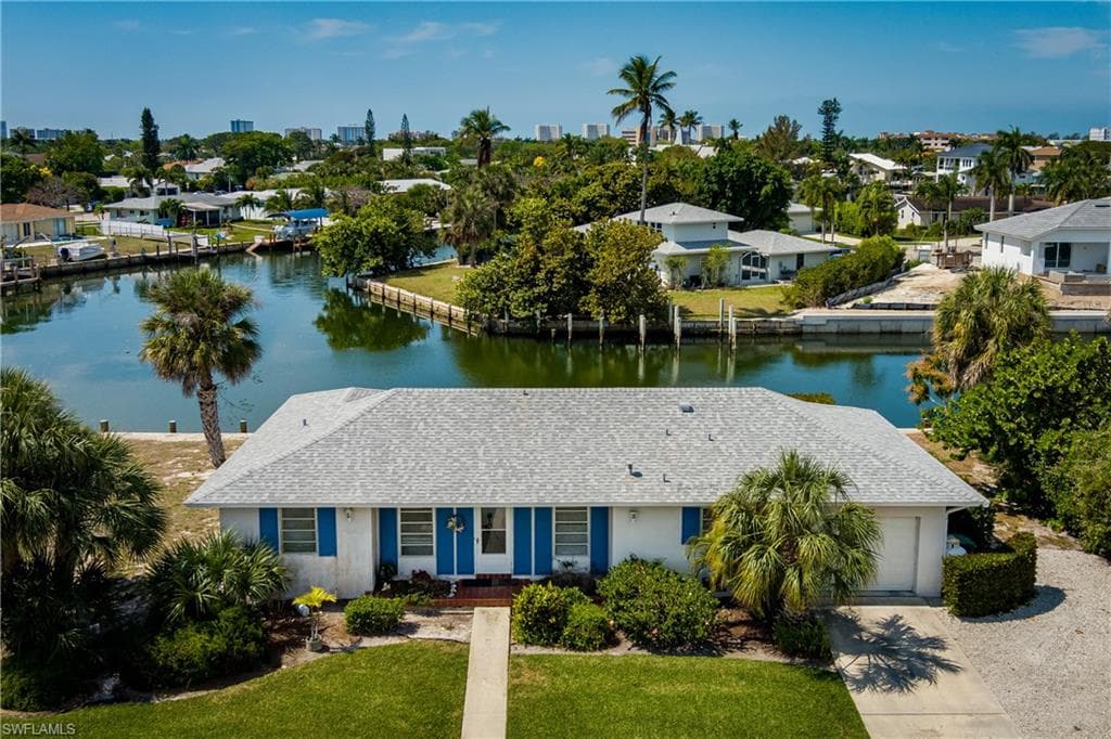 756 Apple CT MARCO ISLAND, FL 34145