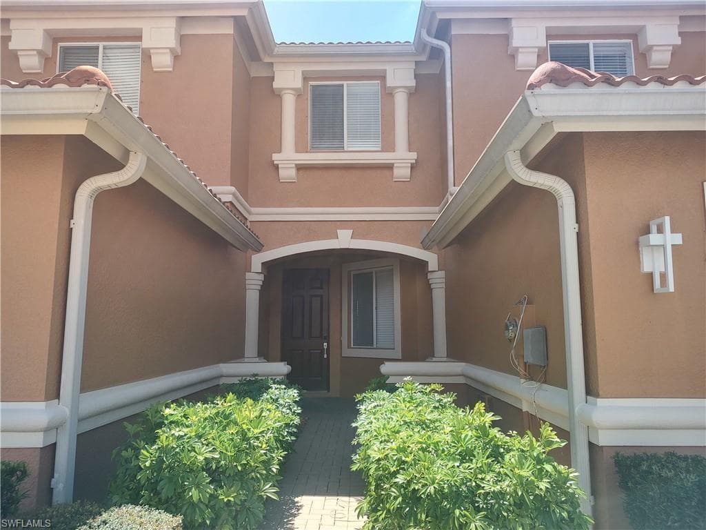 2434 Laurentina LN CAPE CORAL, FL 33909