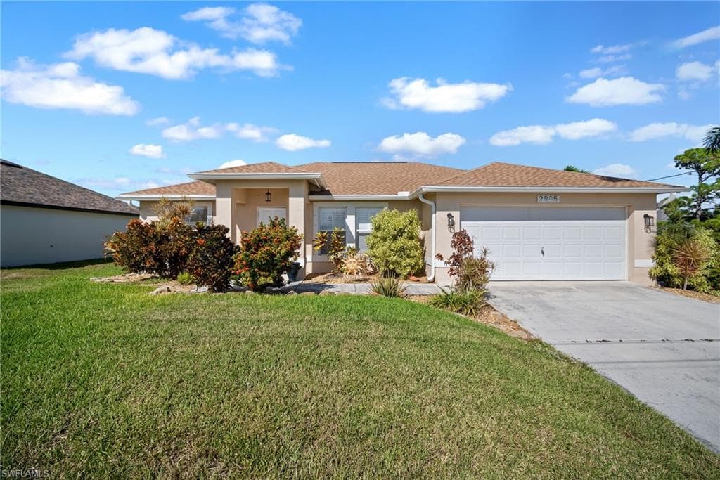 2905 13th ST CAPE CORAL, FL 33993