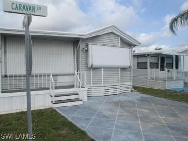 184 Caravan CIR NORTH FORT MYERS, FL 33903
