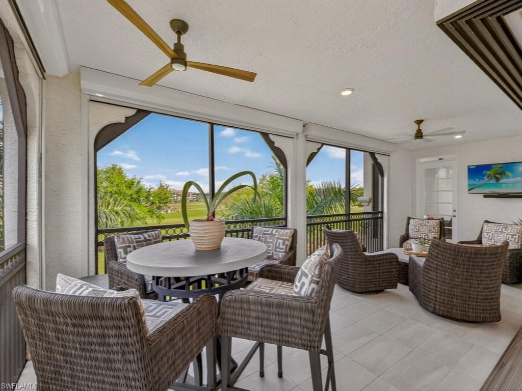 16371 Viansa WAY 201 NAPLES, FL 34110