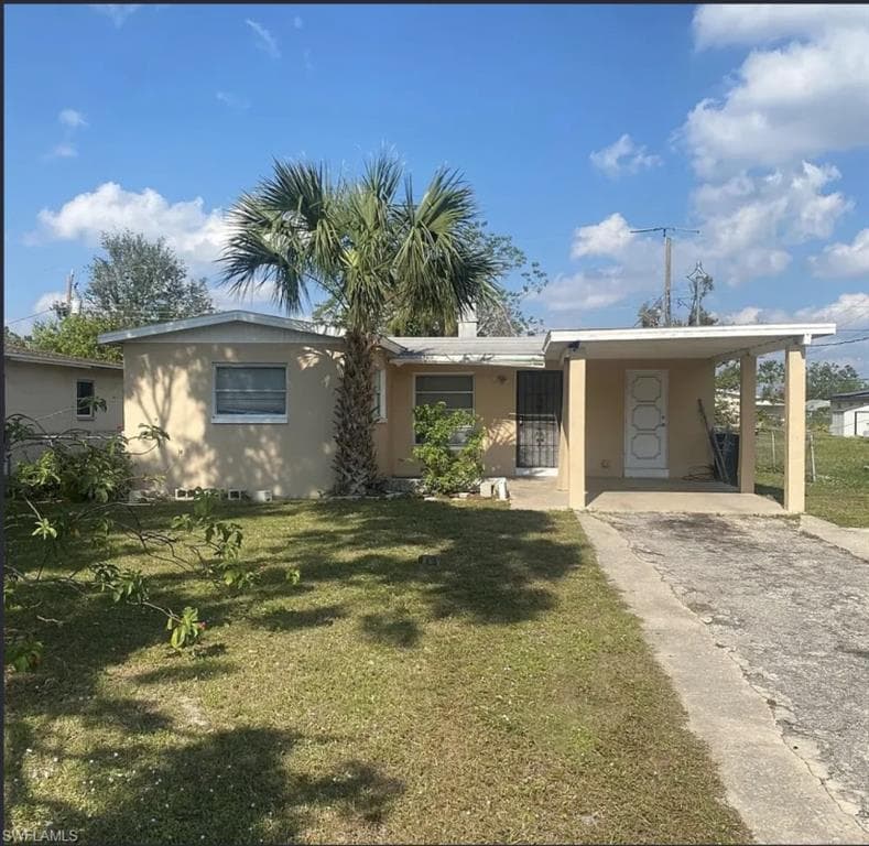 2985 Saint Charles ST FORT MYERS, FL 33916