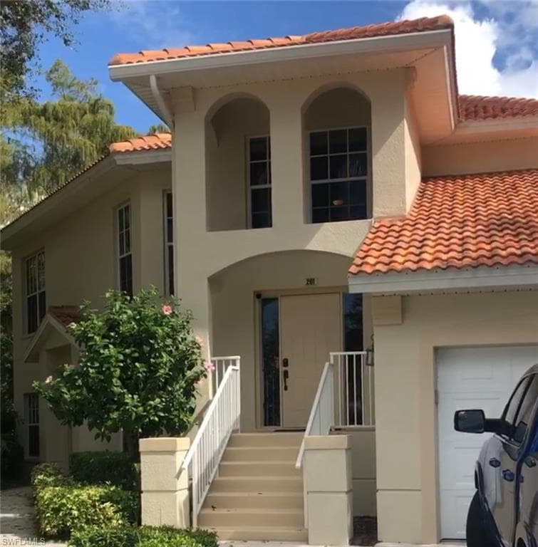 1061 Egrets Walk CIR 201 NAPLES, FL 34108