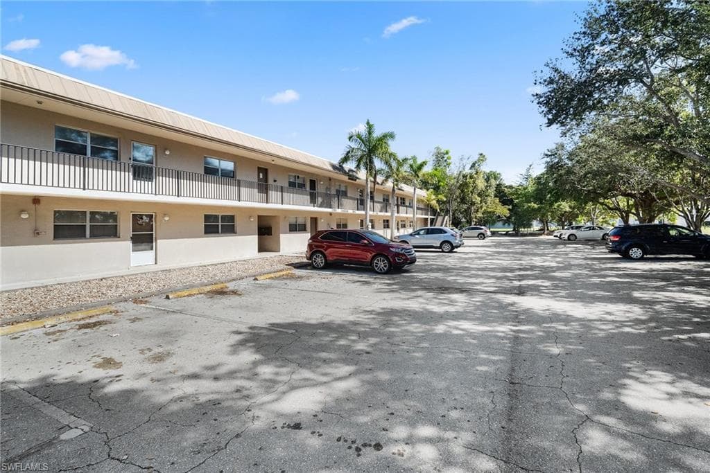 1560 Colonial BLVD 234 FORT MYERS, FL 33907