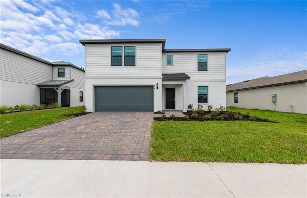 274 Silent Lake DR LEHIGH ACRES, FL 33936