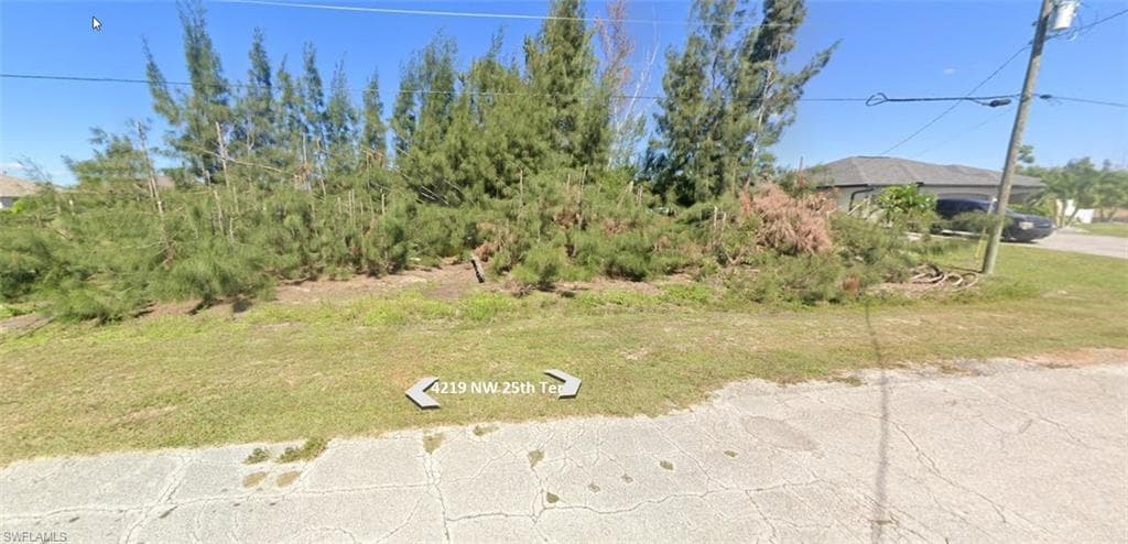 4219 NW 25th TER CAPE CORAL, FL 33993