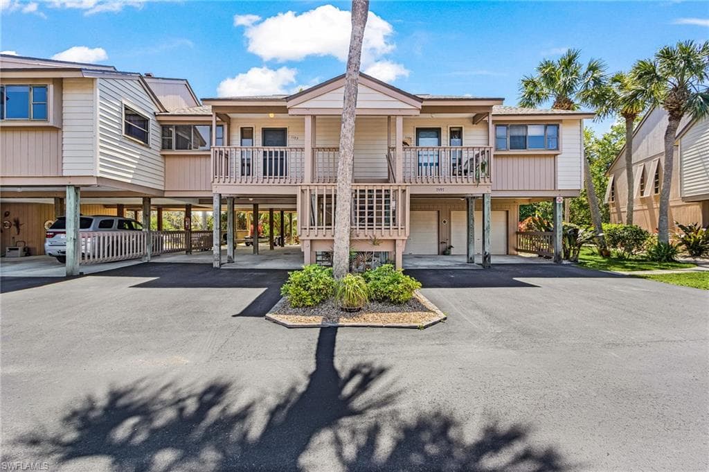 7597 Captains Harbor DR 1103 BOKEELIA, FL 33922