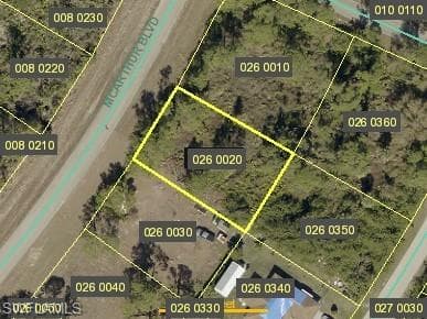 327 McArthur BLVD LEHIGH ACRES, FL 33974