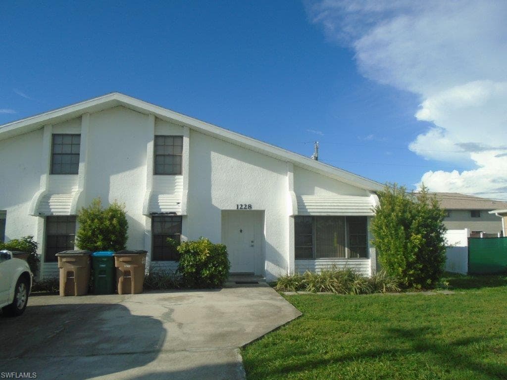 1228 SW Trafalgar PKWY 1228 CAPE CORAL, FL 33991