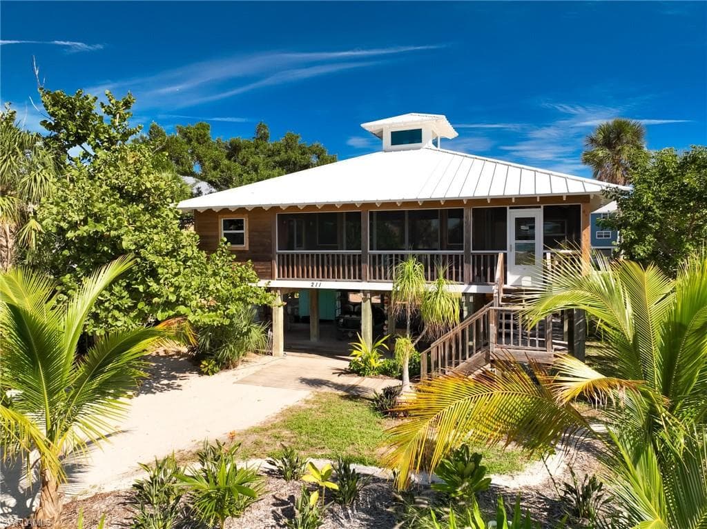 211 White Pelican DR Upper Captiva, FL 33924