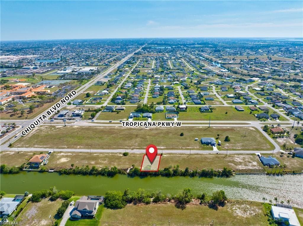 1701 NW 8th TER CAPE CORAL, FL 33993