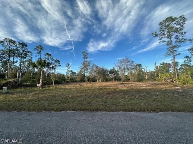 3705 9th ST LEHIGH ACRES, FL 33972