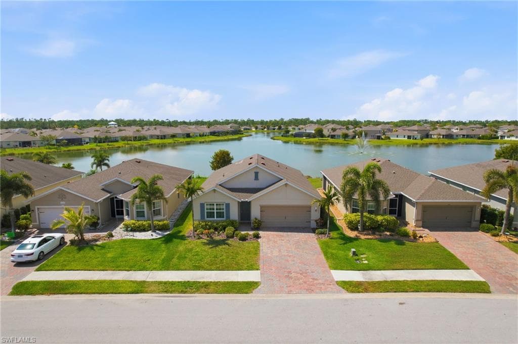 3422 Cancun CT CAPE CORAL, FL 33909
