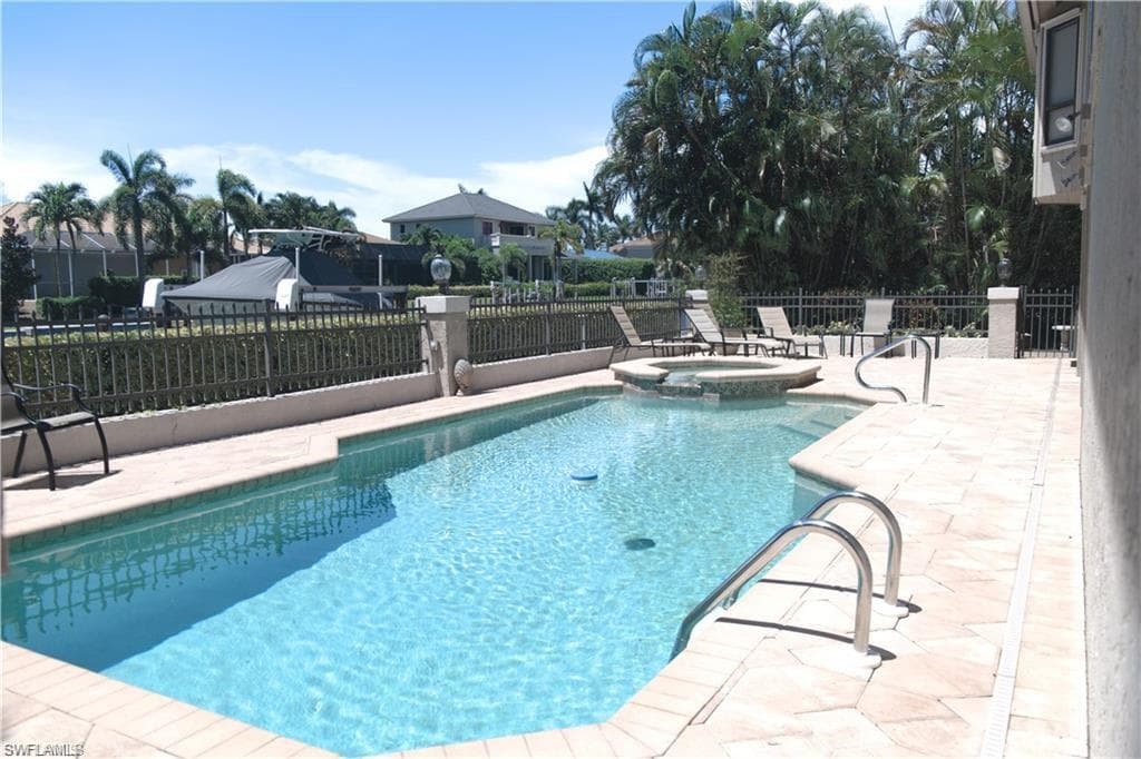 110 June CT MARCO ISLAND, FL 34145