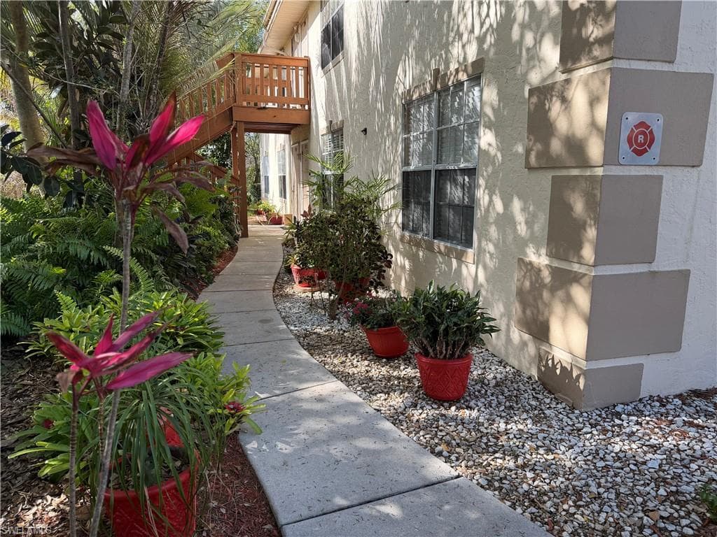 5352 16th PL SW G2 NAPLES, FL 34116