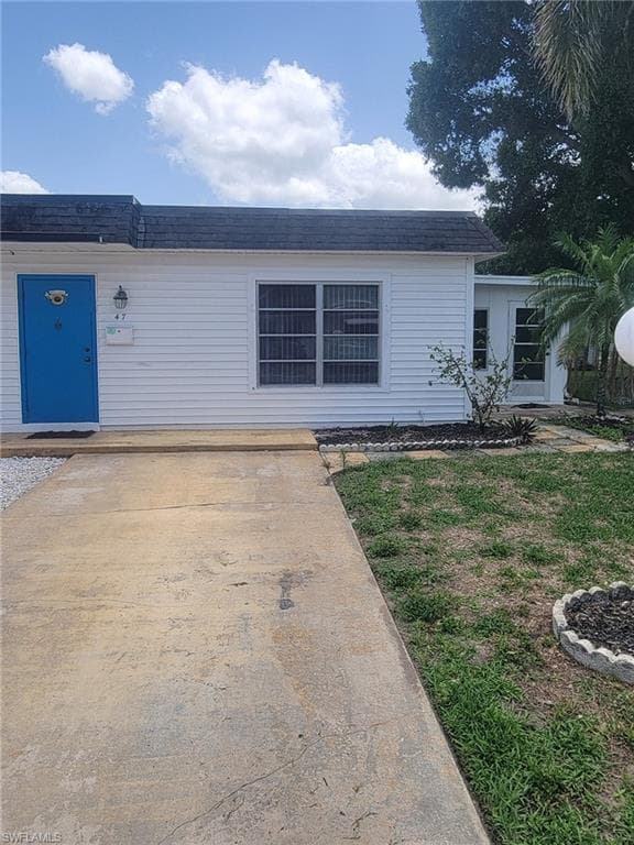 47 Tangelo CT LEHIGH ACRES, FL 33936